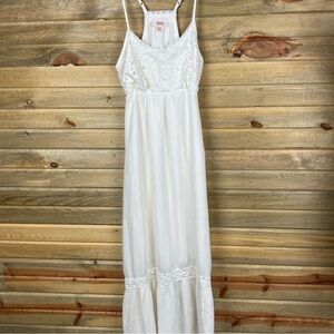 XS- Maxi Mossimo White Lace Dress